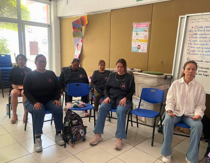 Medita México lleva bienestar a Ayuda y Solidaridad con las Niñas de la Calle IAP